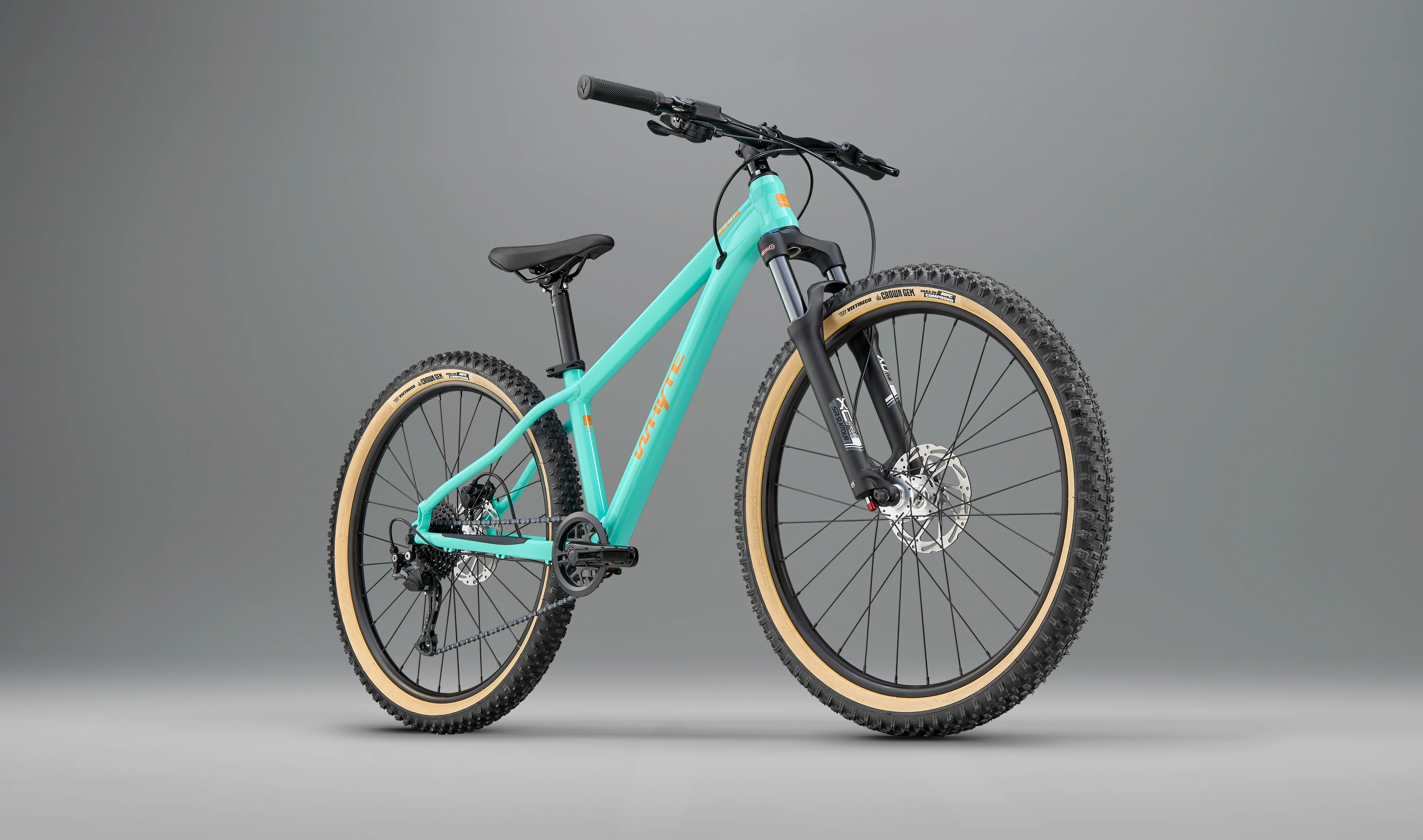 2026 Whyte Secta 26 Bikes Secta 26 Grey Background Front Three Quarters Aqua Lg 